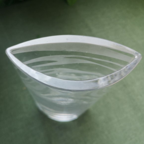 11" Marc Aurel Frosted Zebra Striped Clear Glass “Eclipse” Heavy Vase, Germany - Picture 5 of 9